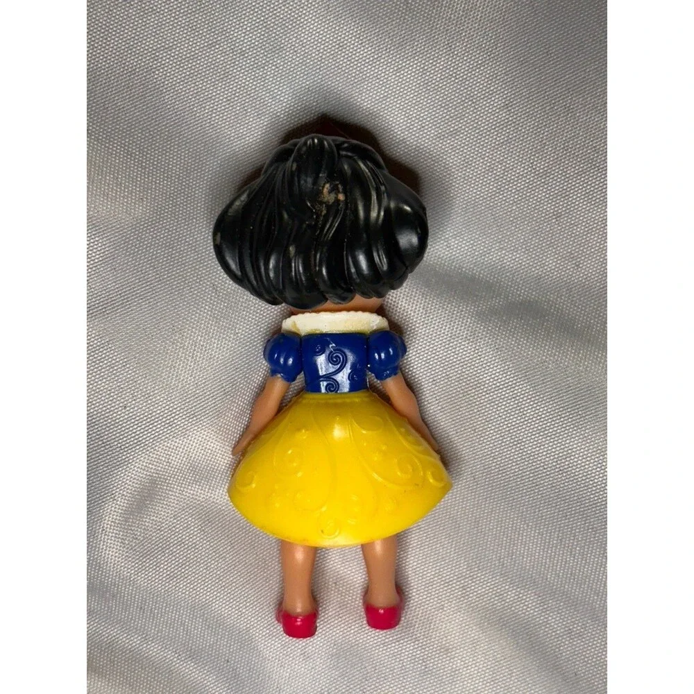Disney Princess Snow White Poseable Mini Doll Toddler Miniature 3.5